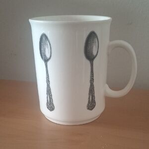 Shoppe Quebec Canada tea mug Silver spoons Design